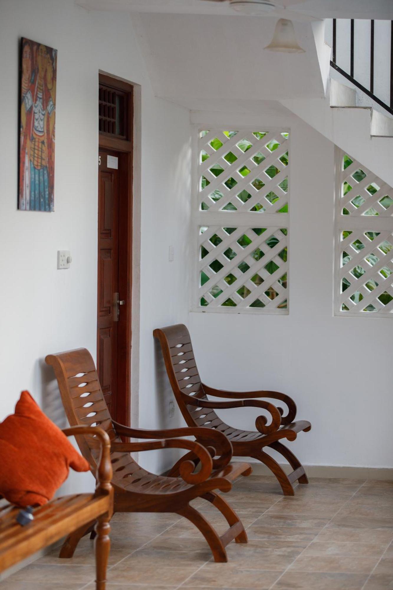 Villa Windfall Unawatuna Bagian luar foto