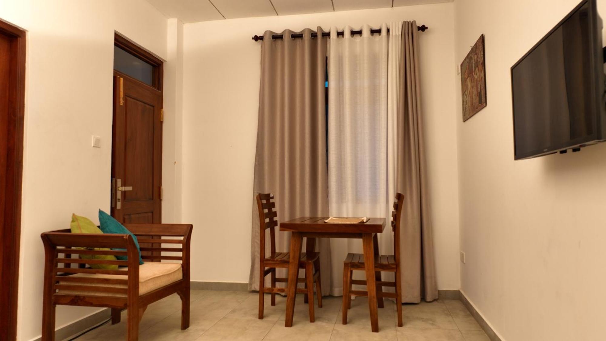 Villa Windfall Unawatuna Bagian luar foto