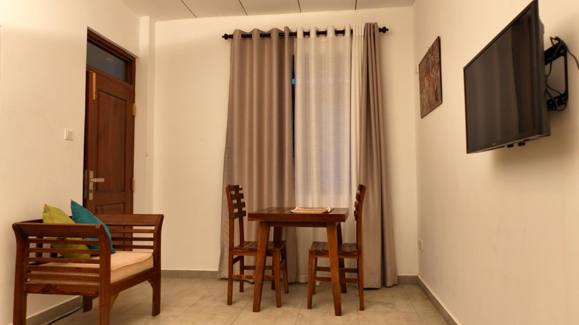 Villa Windfall Unawatuna Bagian luar foto