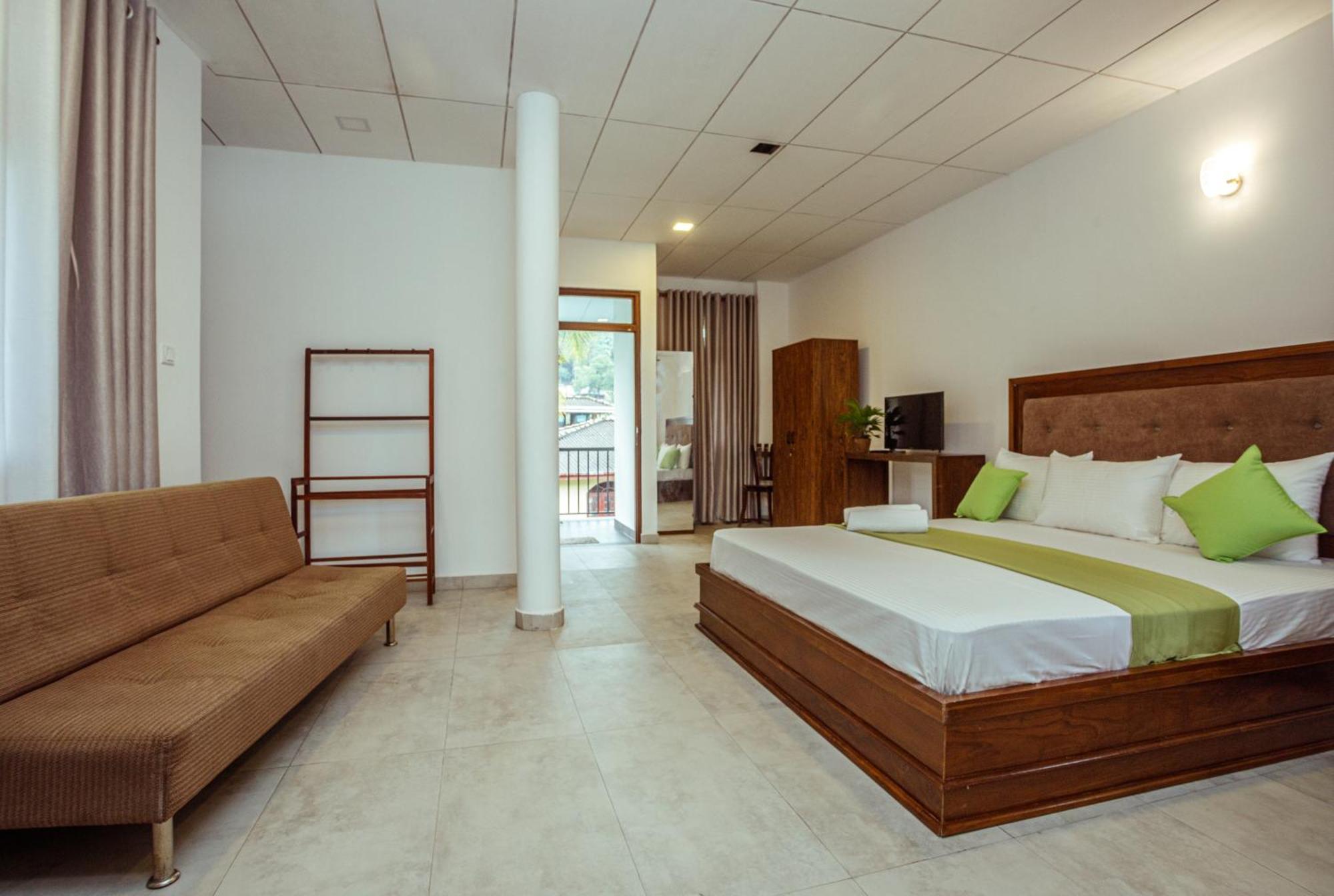 Villa Windfall Unawatuna Bagian luar foto