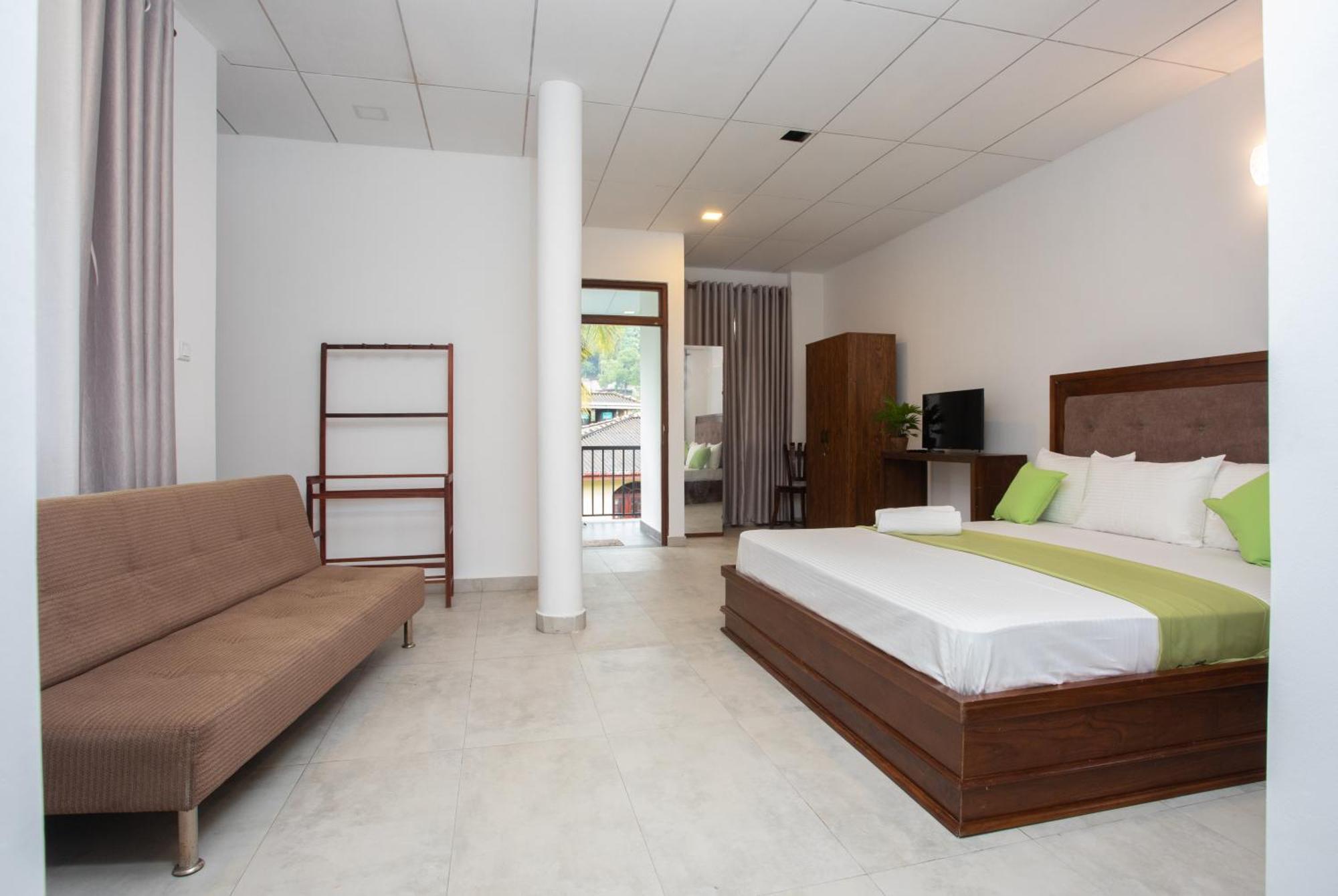Villa Windfall Unawatuna Bagian luar foto